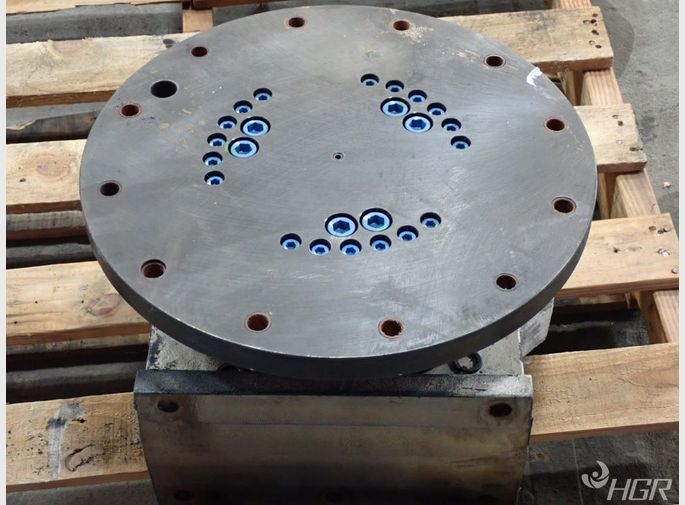  Turn Table