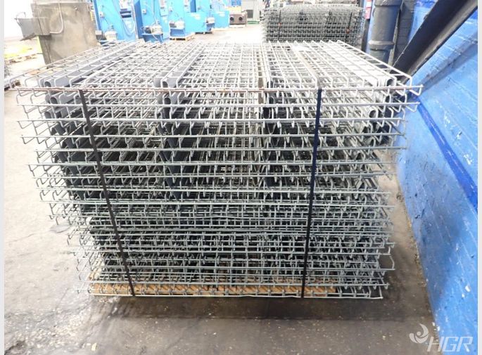  Wire Decking
