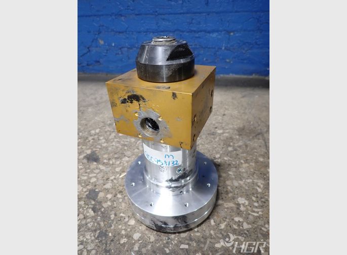  Cylinder