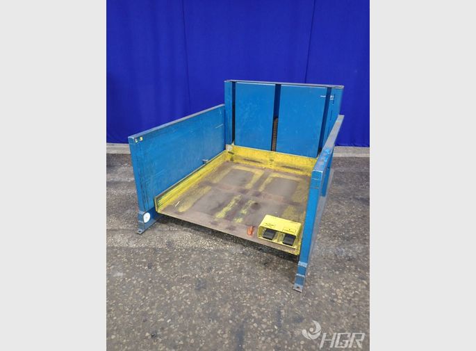 Southworth Level Loader