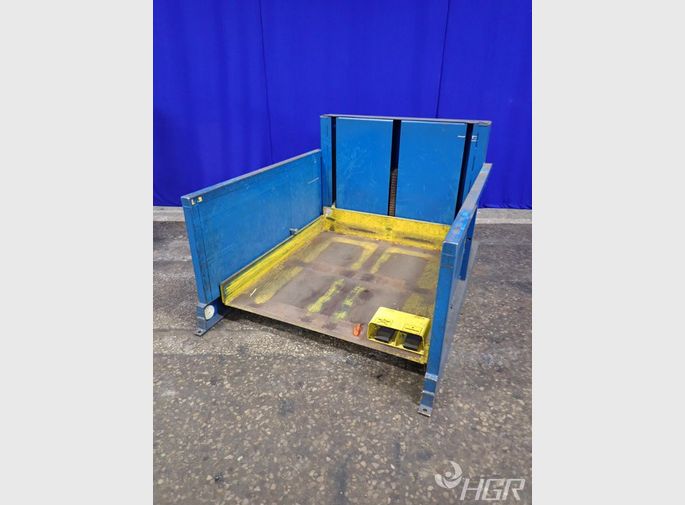 Southworth Level Loader