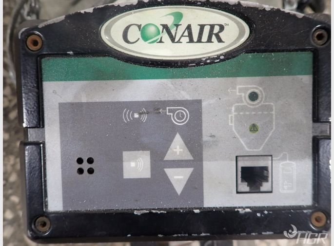 Conair Hopper Feeder