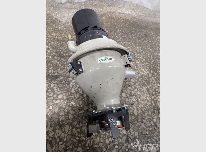 Conair Hopper Feeder