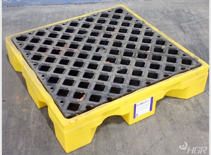 Ultra Tech Spill Containment Container