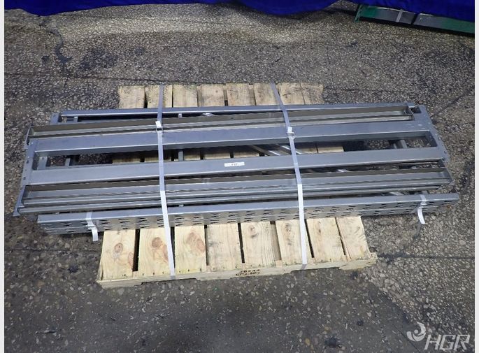  Pallet Racking Lot