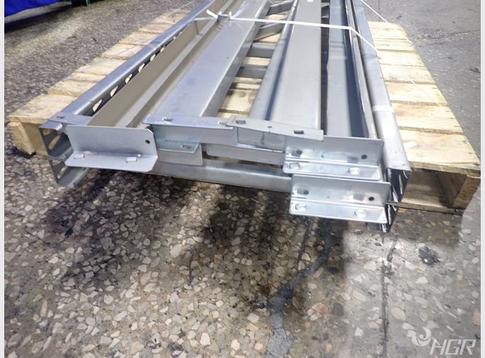  Pallet Racking Lot