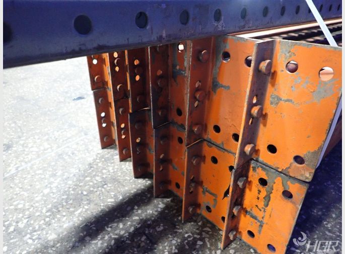  Pallet Racking Lot