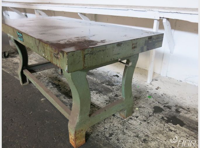  Steel Workbenc