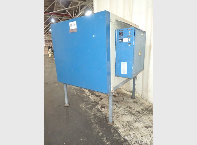 Gruenberglunaire Oven