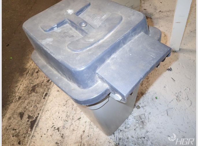 Tamor Rubber Trash Can