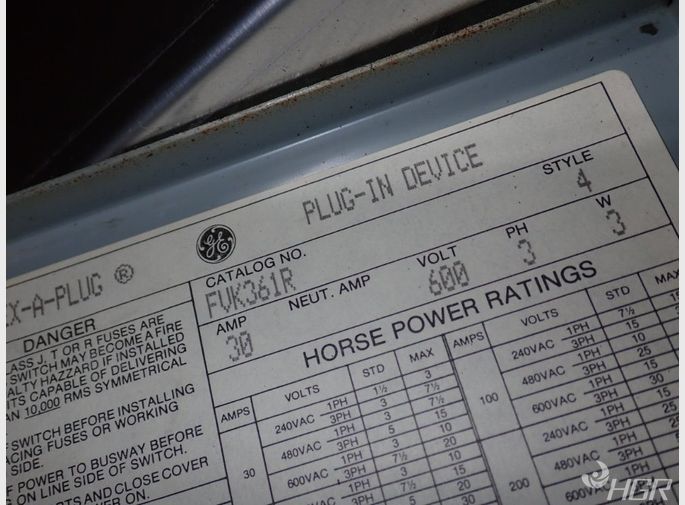 General Electric Bus Plug