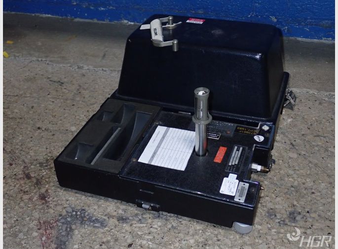 Ametek Pneumatic Pressure Tester