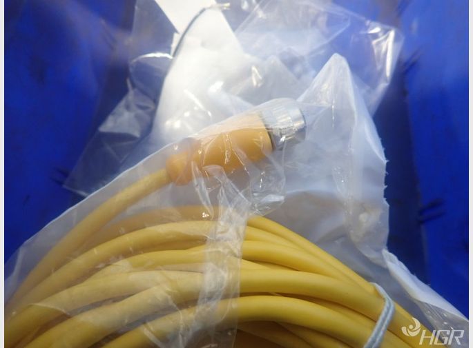 Balluff Cable W Connectors