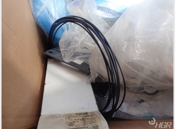 Allen Bradley Cable Connectors