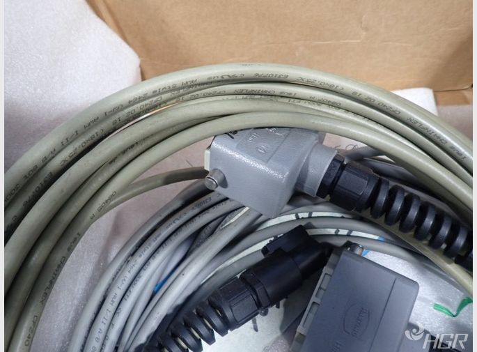  Cables W Connectors