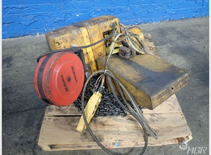 Yale Electric Chain Hoist