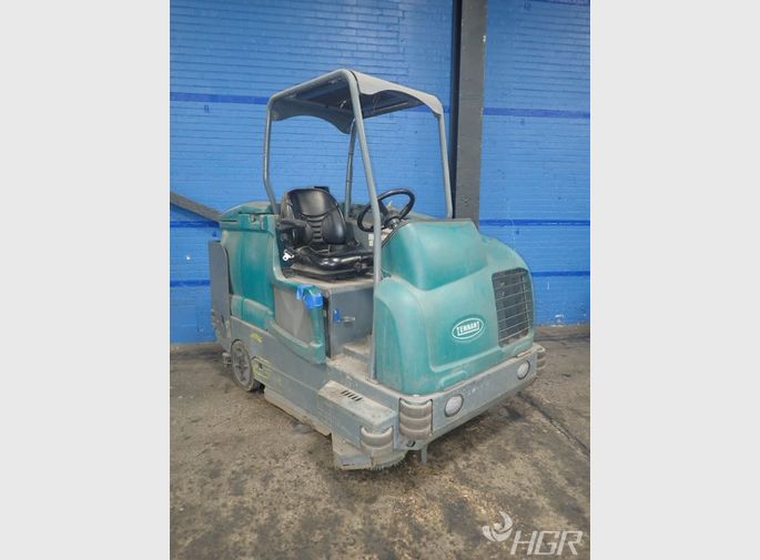 Tennant Floor Scrubber
