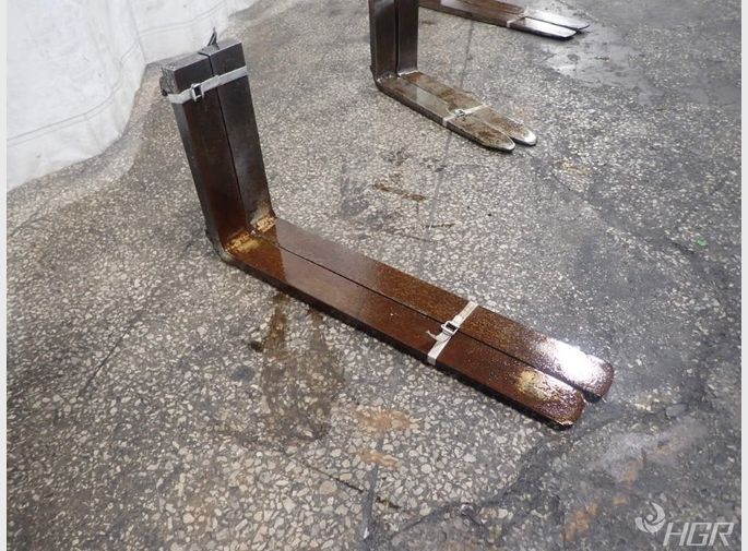  Forklift Forks