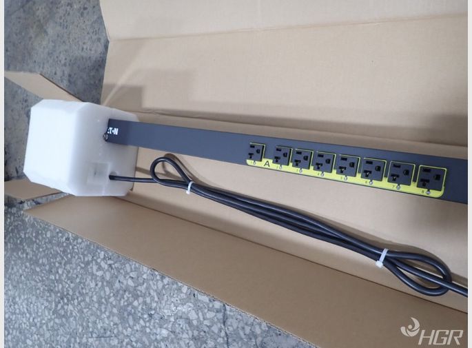 Eaton Enclosure Power Distribution Unit