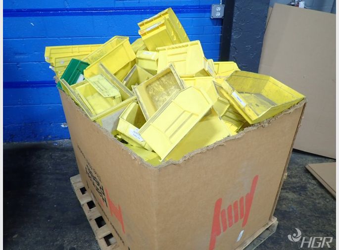  Plastic Bins