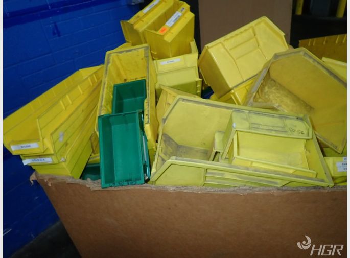  Plastic Bins