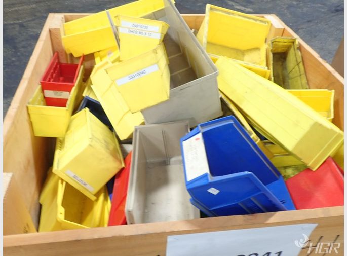 Plastic Bins