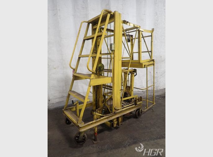  Platform Lift
