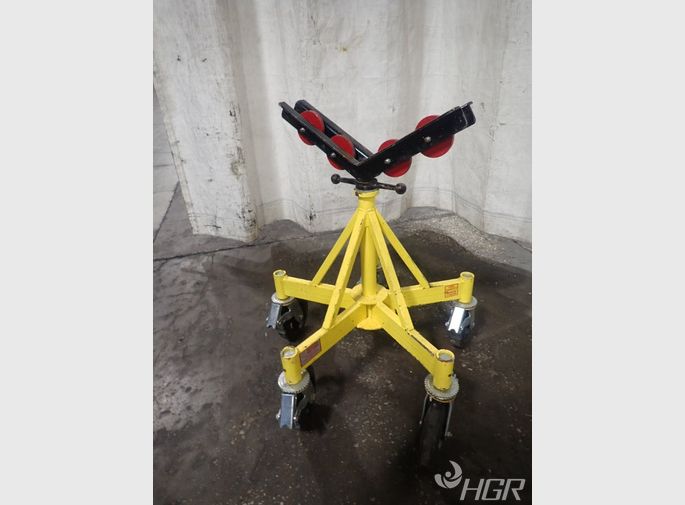 Sumner Mfg Pipe Roller