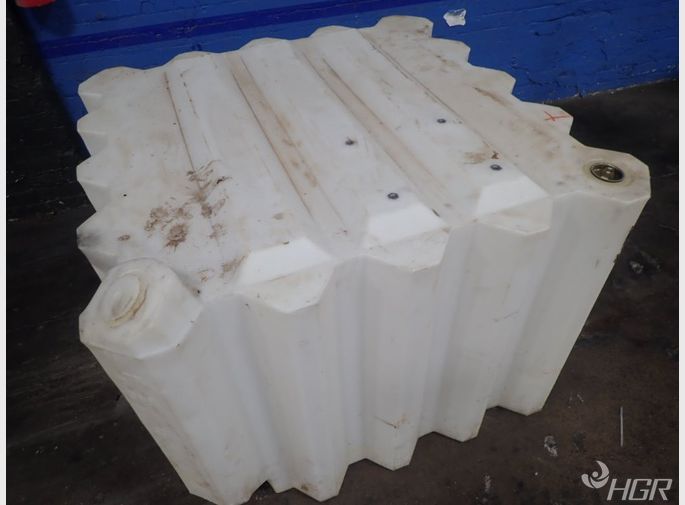 Poly Tank