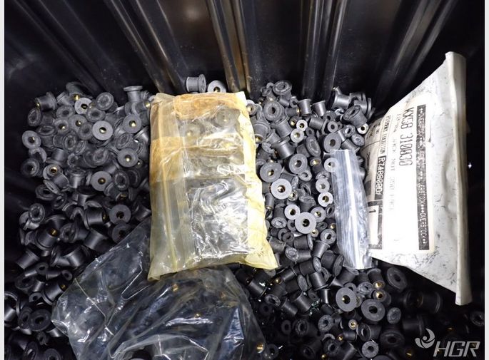  Jack Nuts