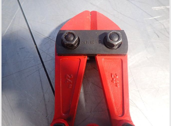Jet Bolt Cutters