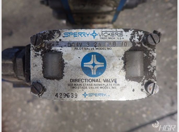 Sperry Vickers Directional Valve