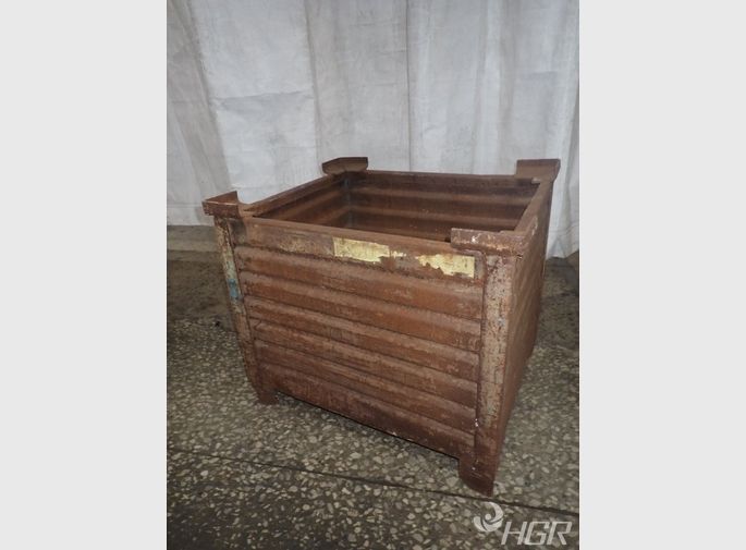  Metal Bin