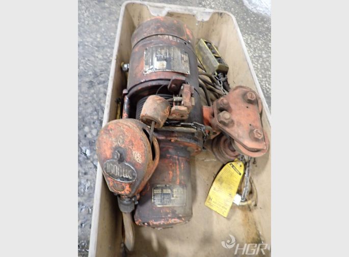 Wright Electric Chain Hoist