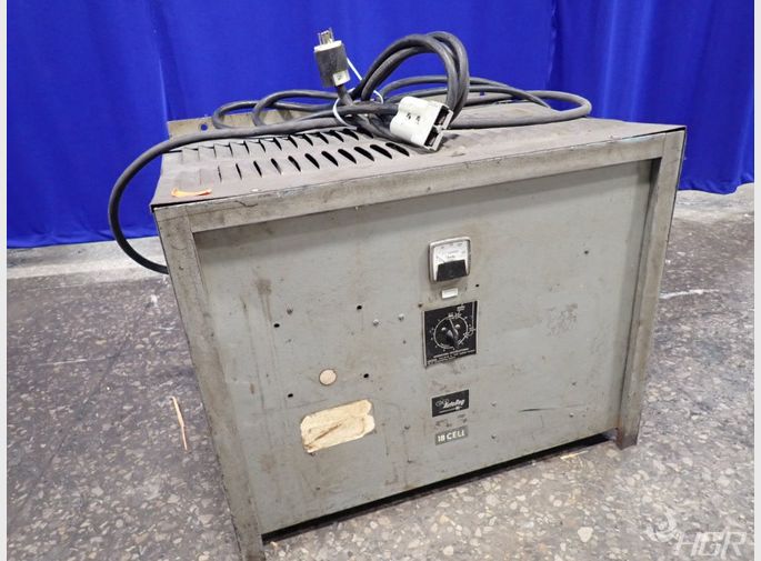 C  D Battery Charger 