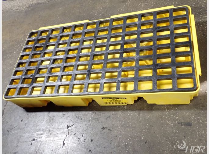 Eagle Spill Containment Pallet