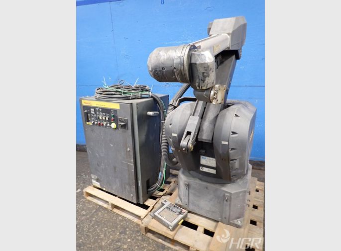 Fanuc Fanuc P100 Robot