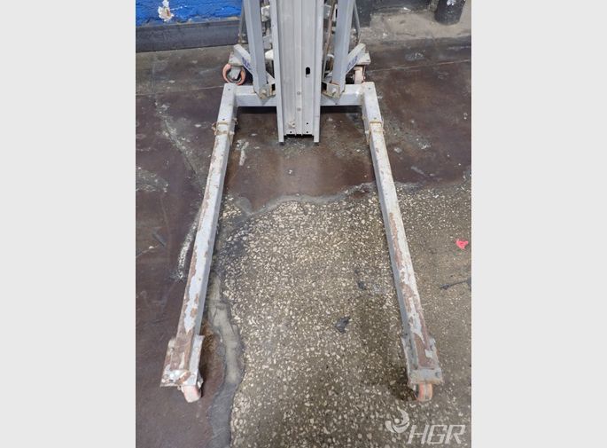 Used Genie Superlift , SL- 24, 650 lbs Load Capacity – Coast