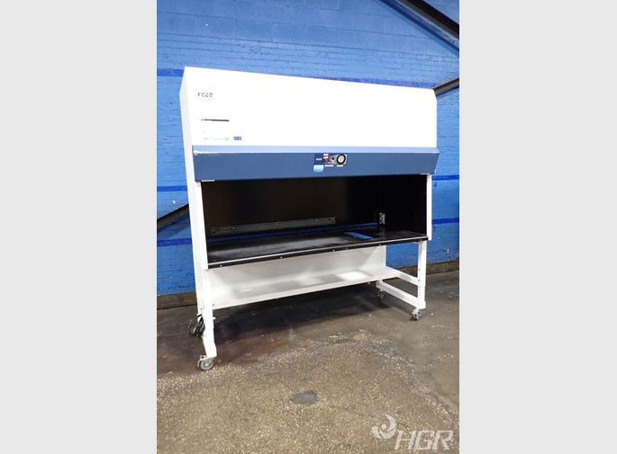 Esco Laminar Flow Cabinet