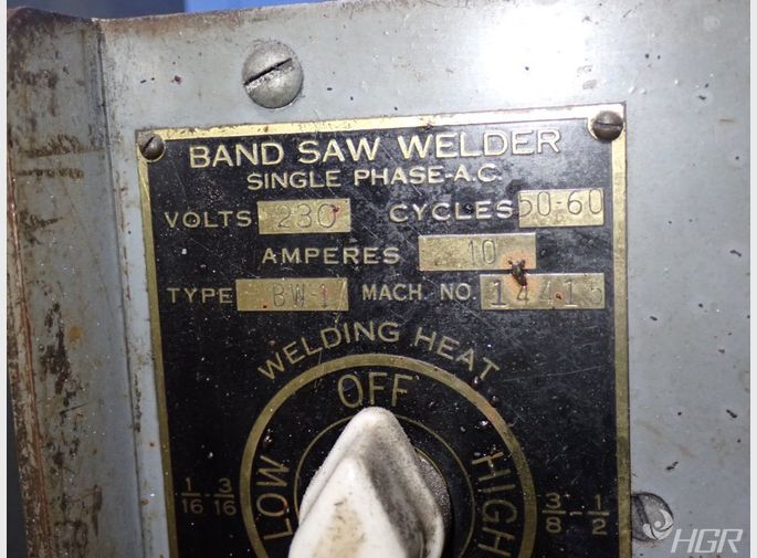 Used Walker Turner Vertical Band Saw | HGR*24