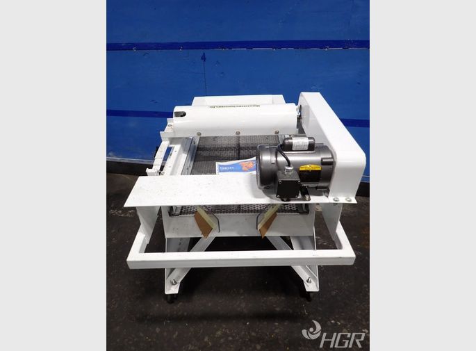 Midwestern Midwestern Universal Vibrating Screen