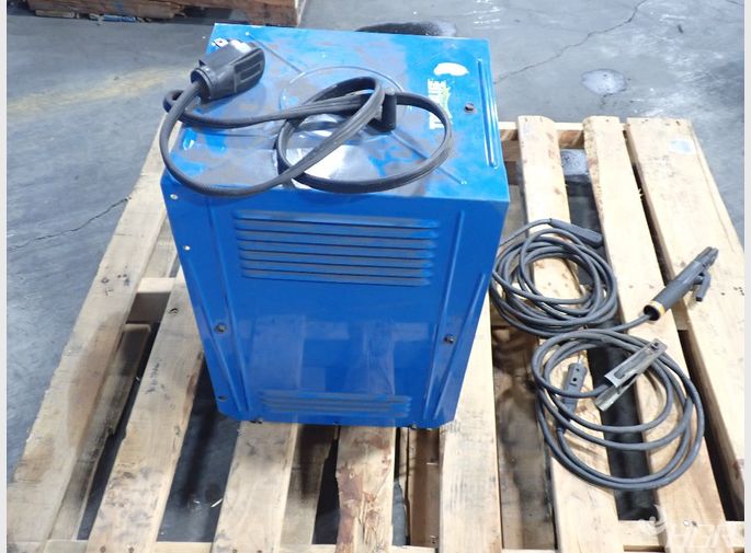 Miller Thunderbolt 225 Welder