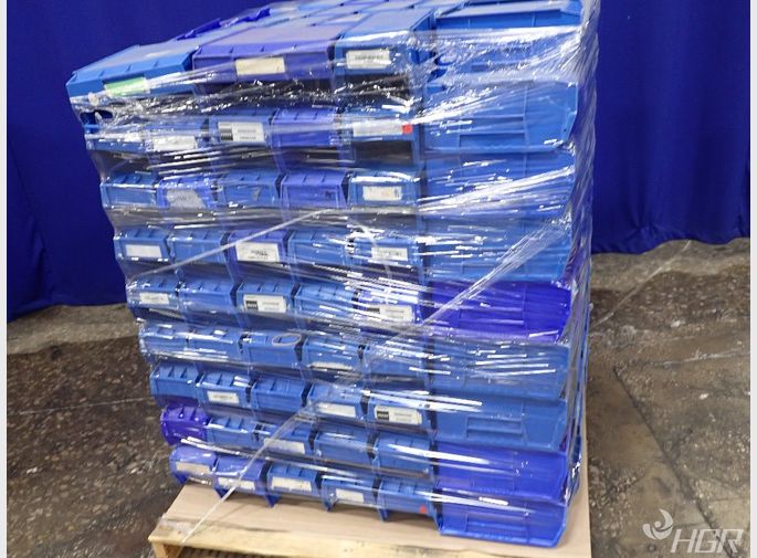  Plastic Stackable Totes