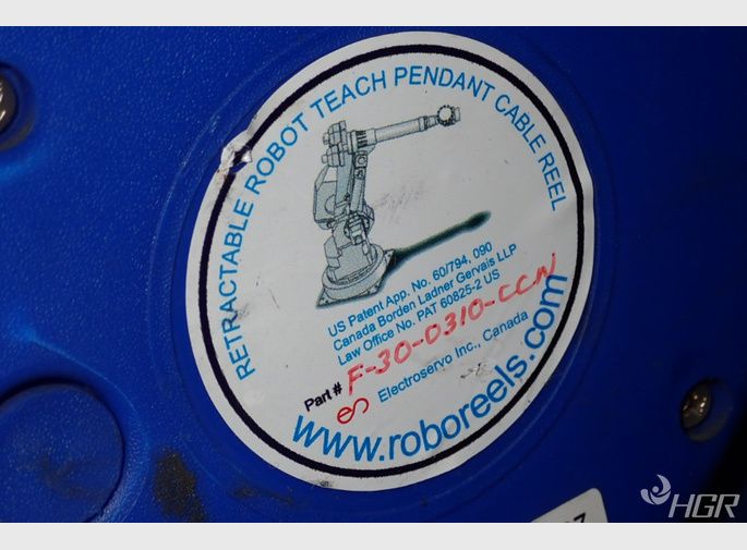 Roboreels Rectratable Robot Teach Pendant Cable Reel