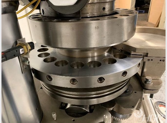 Manesty Tablet Press