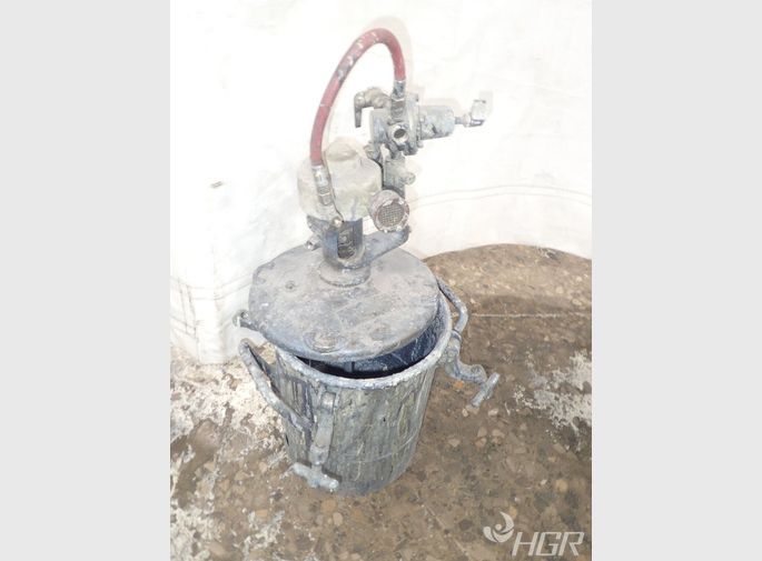  Paint Kettle Pot