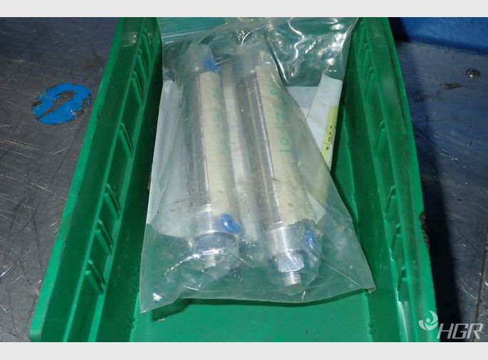  Cylinders