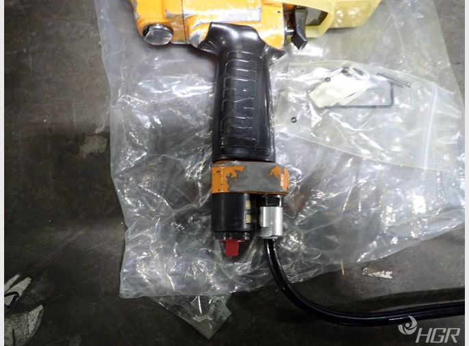 Uryu Pneumatic Impact Wrench