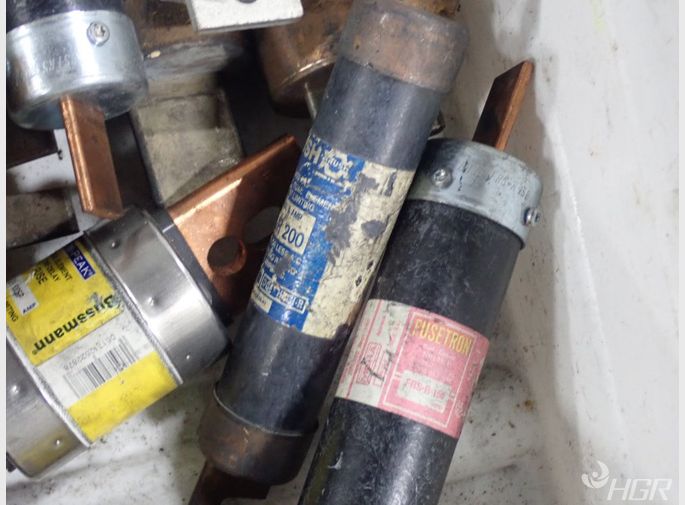 Fuses