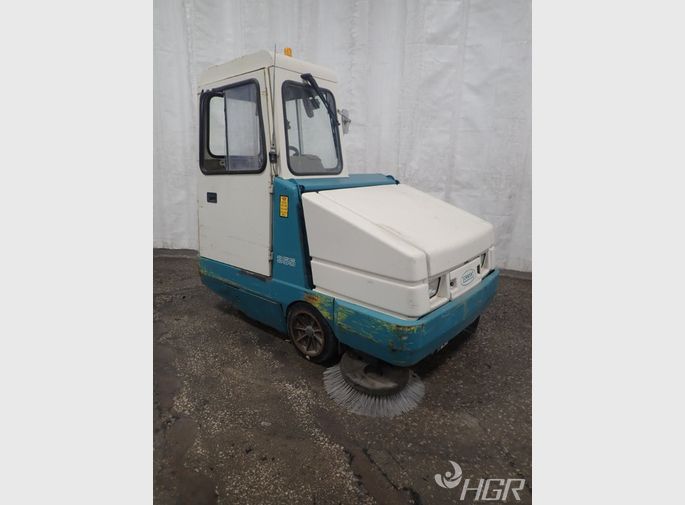 Tennant Tennant 35s Propane Floor Sweeper